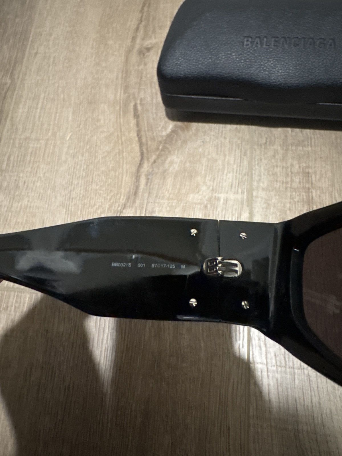 Balenciaga Balenciaga Black Rectangular Sunglasses w/ Case Size ONE SIZE - 4 Thumbnail