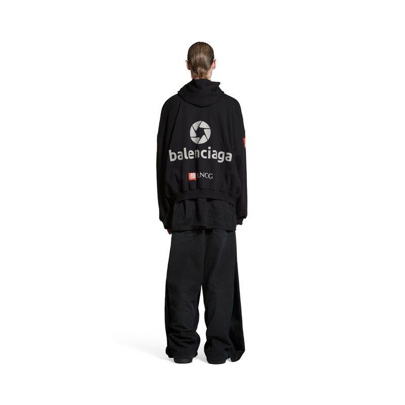 Balenciaga o1w1db10625 Top League Hoodie Oversized in Black Size US M / EU 48-50 / 2 - 5 Thumbnail