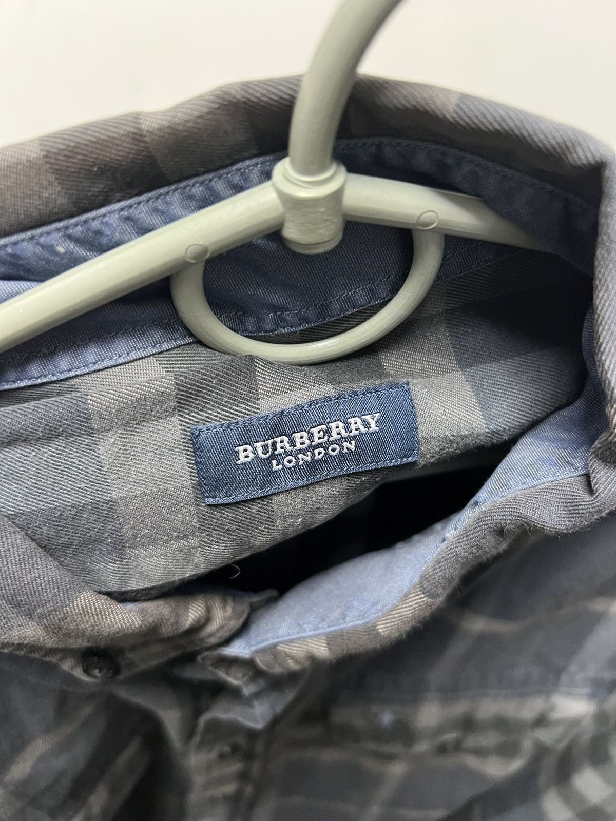 Burberry Vintage Burberry Shirt Size US M / EU 48-50 / 2 - 9 Thumbnail