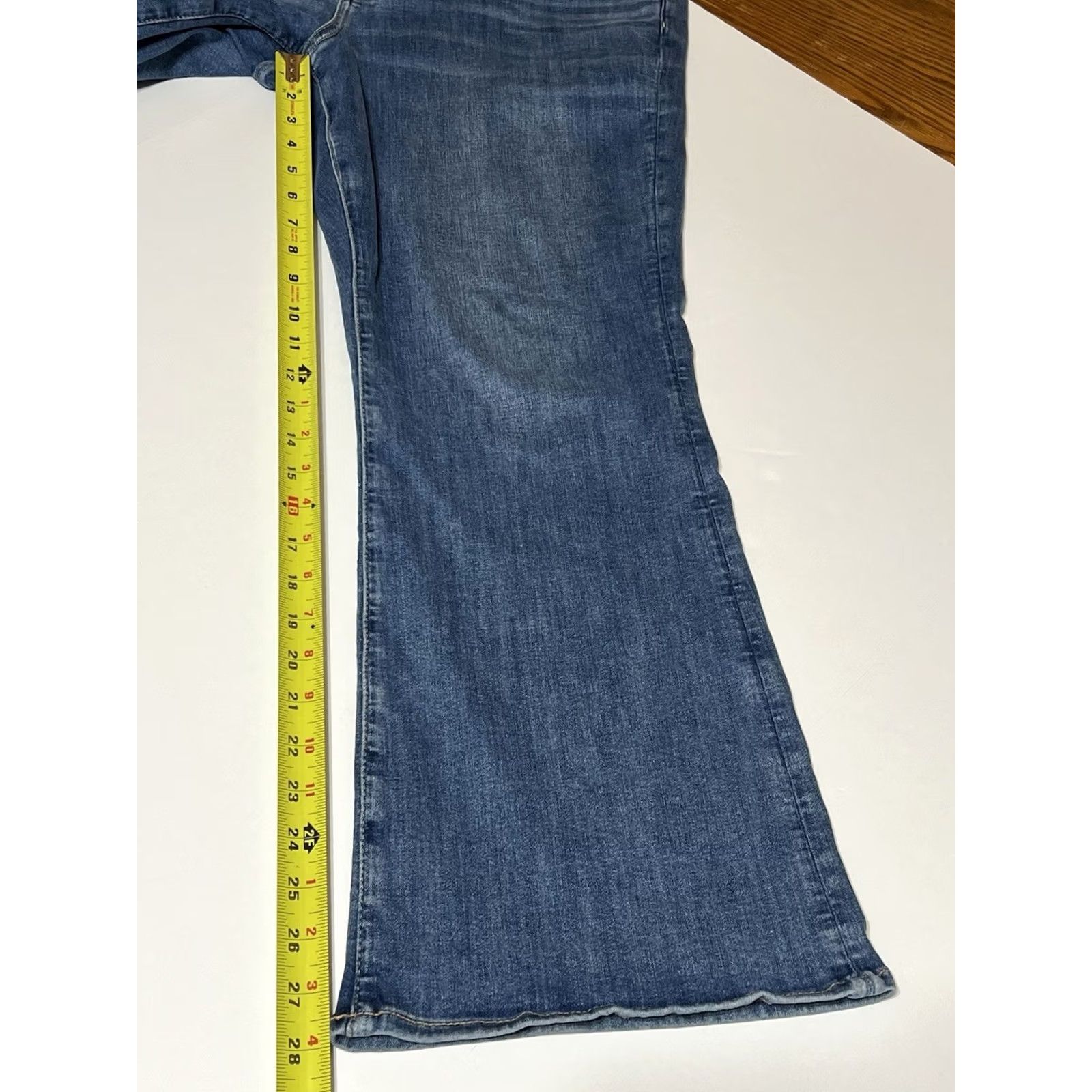 American Eagle Outfitters VINTAGE American Eagle Outfitters Kick Boot Jeans Womens 18 Short Blue Denim Bootcut Regular 38x28 Pocket Logo Zipper Stretch Replacement? Size 40" / US 18 - 5 Thumbnail