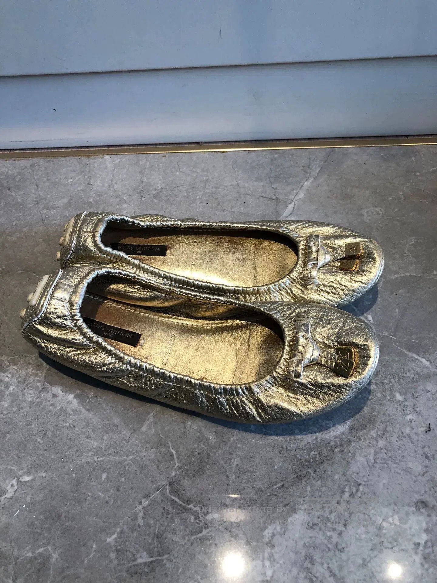 Louis Vuitton Louis Vuitton Gold Bean Shoes. Size US 5 / IT 35 - 1 Thumbnail
