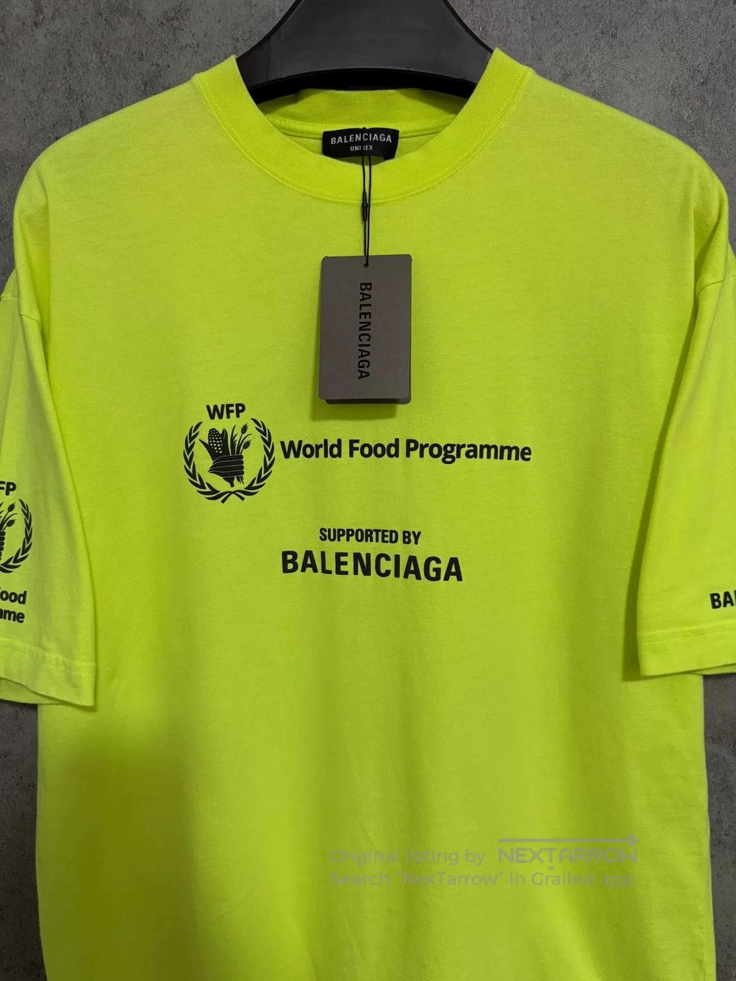 Balenciaga Balenciaga WFP Collaboration Logo Print T-Shirt. Size US S / EU 44-46 / 1 - 5 Thumbnail