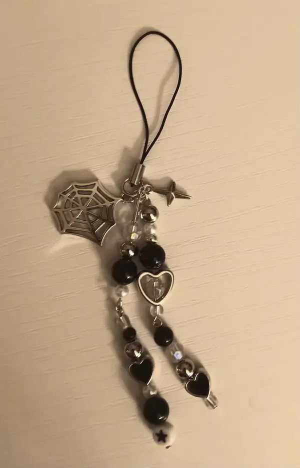 Jewelry Kataishi x zai Y2K spiderweb beaded phone charm pendant Size ONE SIZE - 8 Thumbnail