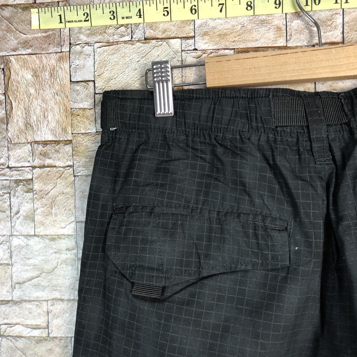 Japanese Brand Anti Label Basic Black Cargo Multipocket Pants #A739 Size US 29 - 18 Thumbnail