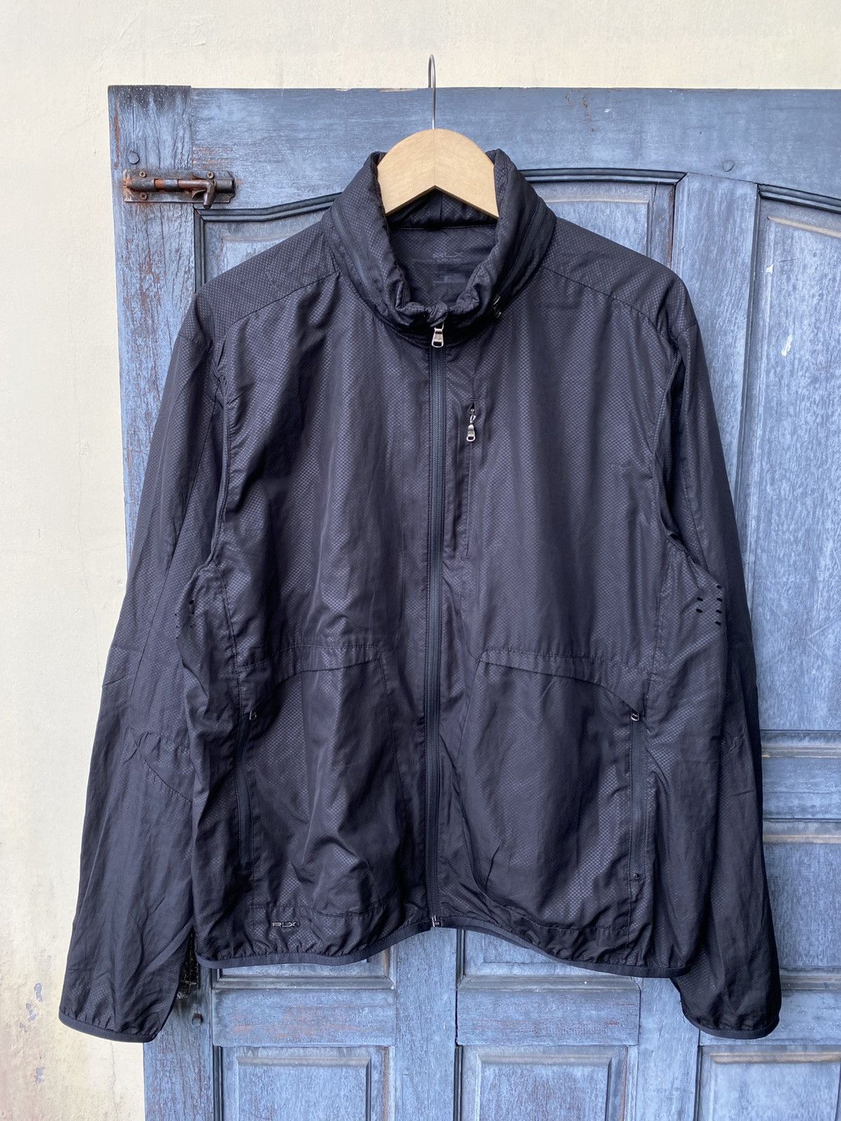 RLX Ralph Lauren RLX Ralph Lauren Light Jacket Techwear Windbreaker Sport Size US L / EU 52-54 / 3 - 1 Thumbnail