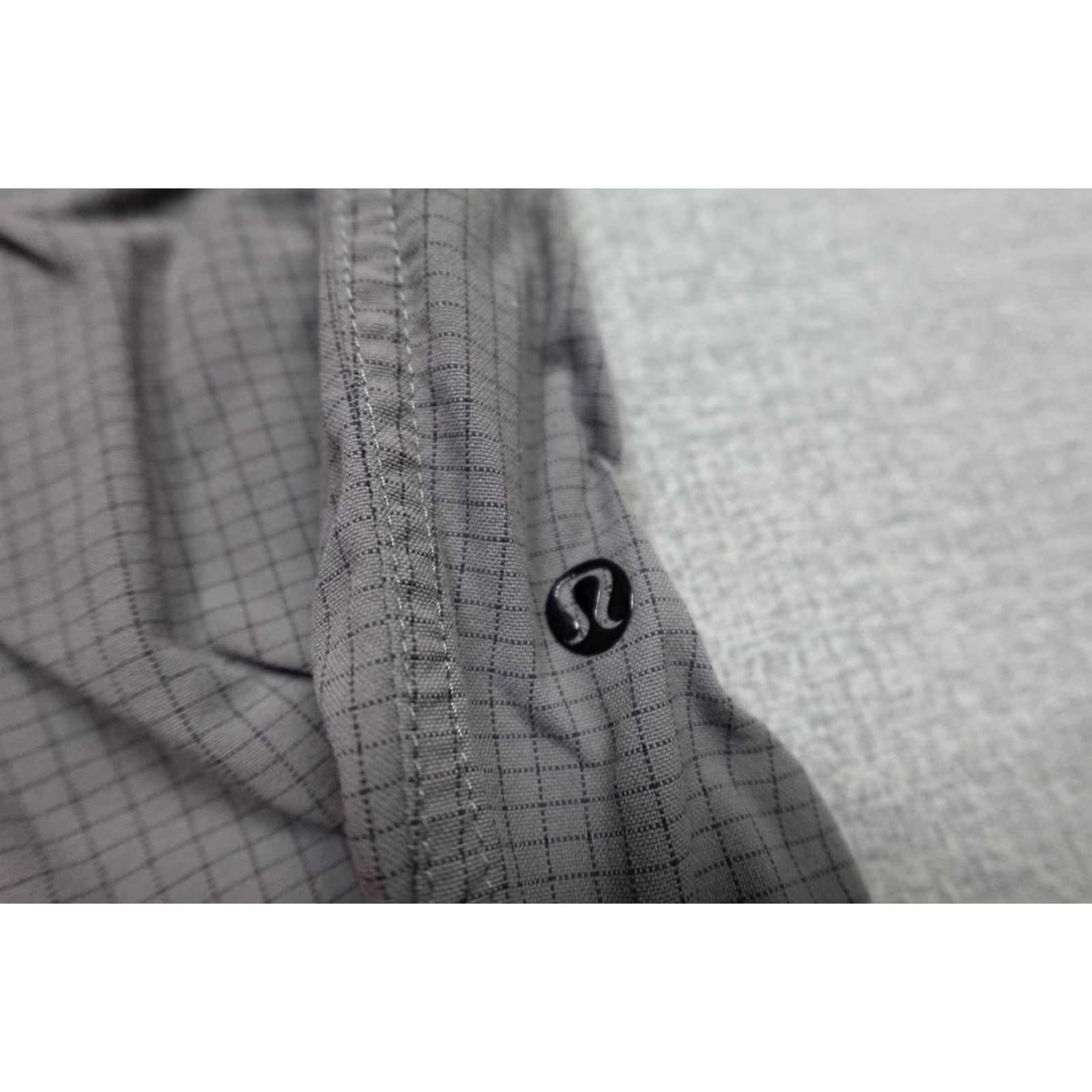 Lululemon Lululemon Mens Gray Performance Chino Short 34 5-Pocket Stretch Check Casual Regular Adult Medium? Size US 34 / EU 50 - 3 Thumbnail