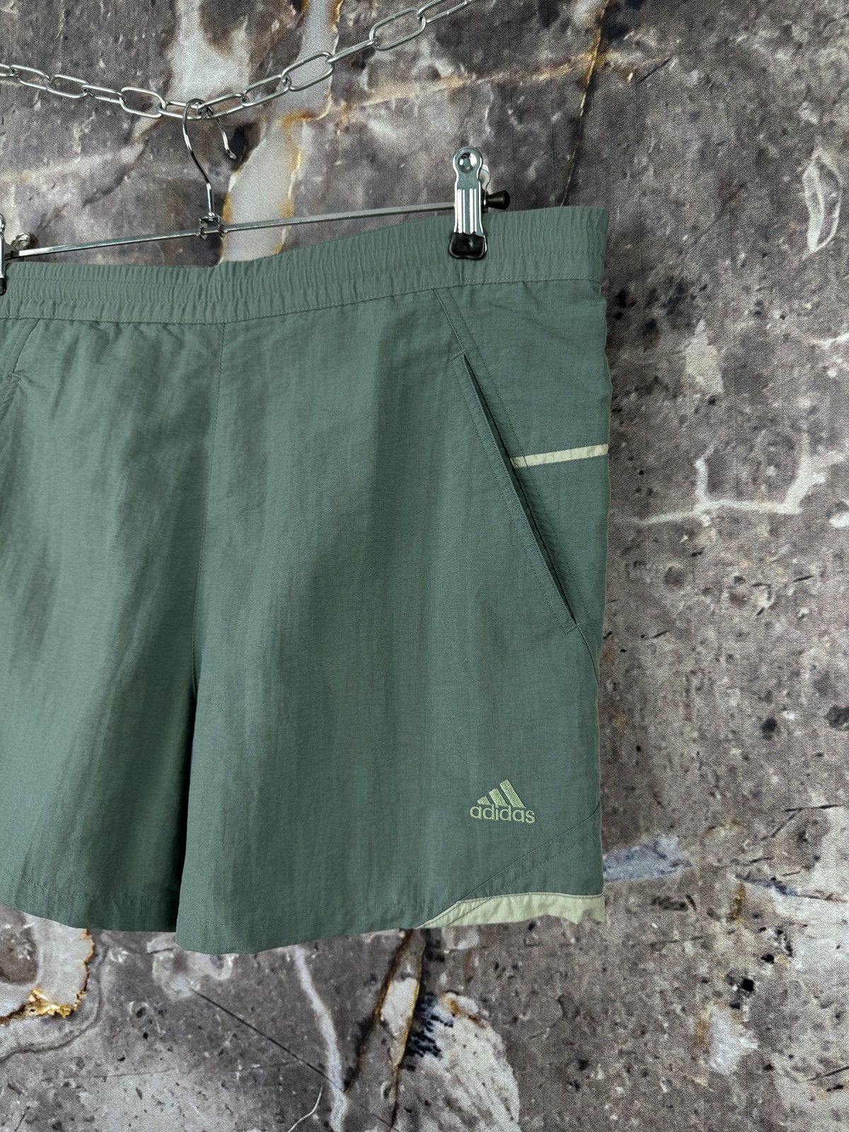 Adidas × Puma × Vintage Men’s Adidas Shorts Sportswear Size Small Size US 32 / EU 48 - 3 Thumbnail