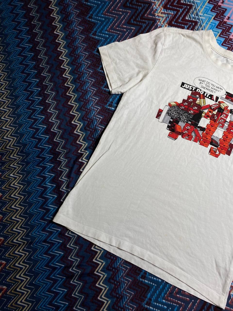 Nike × Vintage Vintage Nike Center print Logo T-Shirt Size US S / EU 44-46 / 1 - 25 Thumbnail