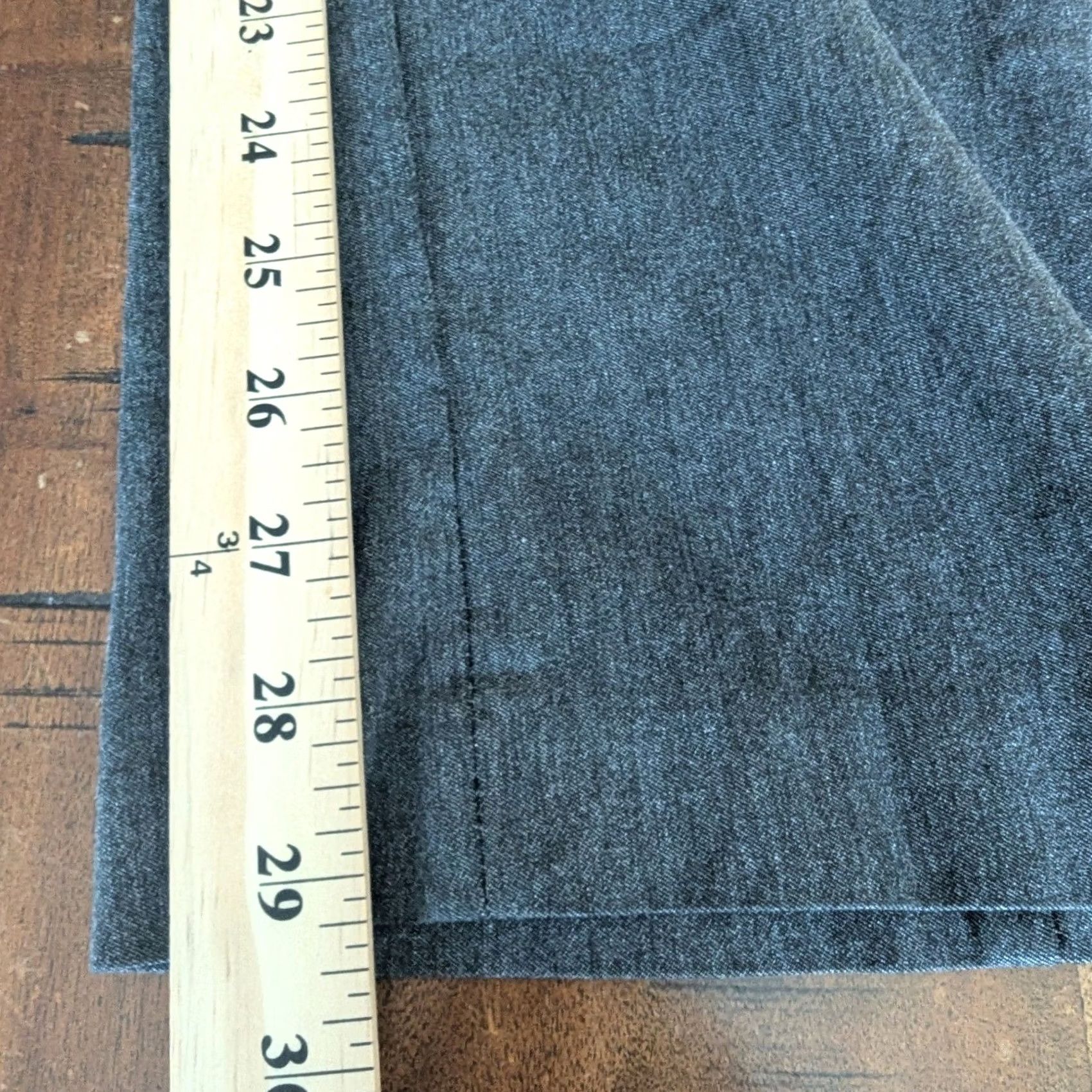 Vintage Lane Bryant The Allie Pants Womens 18W Gray Slim Leg Ankle Trousers Officework Dress Pants Slim Fit Pockets Zipper Button Straight Leg Size 40" / US 18 - 6 Thumbnail