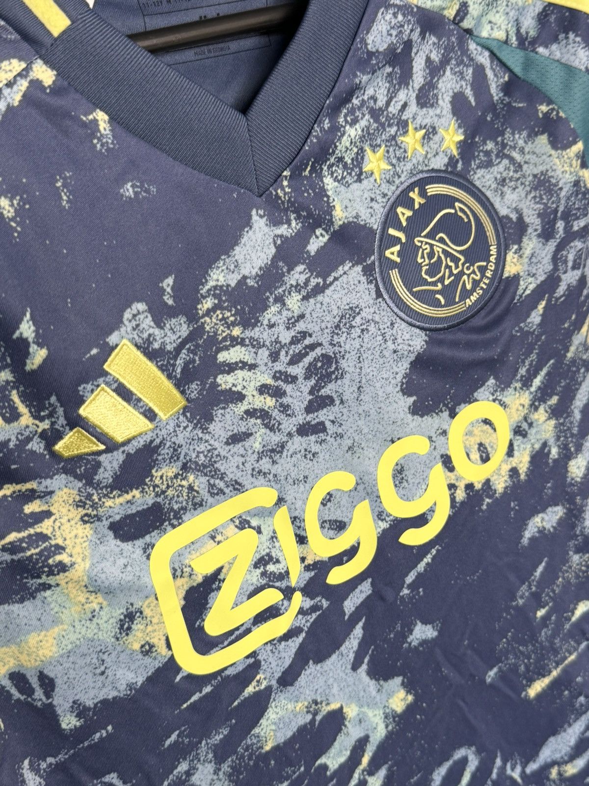 Adidas KIDS New Ajax 24/25 Away Football Jersey T-Shirt Size US XS / EU 42 / 0 - 3 Thumbnail
