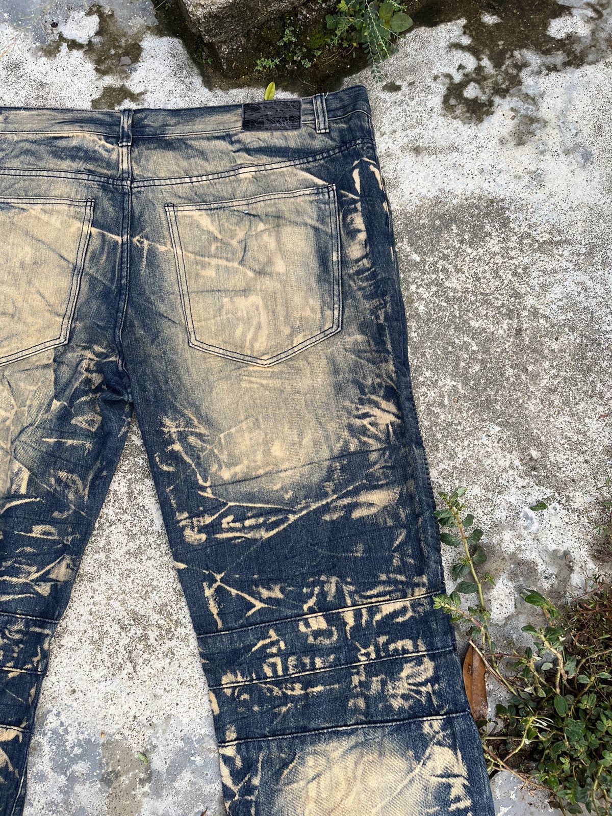 If Six Was Nine × Japanese Brand × Le Grande Bleu (L.G.B.) Baggy LGB Inspired Crazy Mudwash Denim Size US 38 / EU 54 - 21 Thumbnail