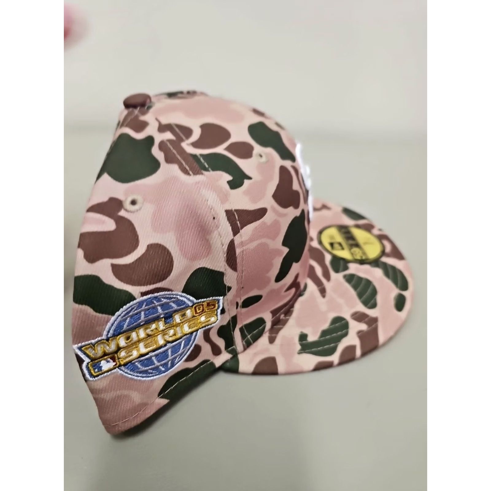 New Era New Era Chicago White Sox Duck Camo 2005 World Series 59Fifty Orange 7 1/8 7 1/4 Baseball Cap Men Sports Camouflage Lightweight Breathable Adjustable? Size ONE SIZE - 2 Thumbnail