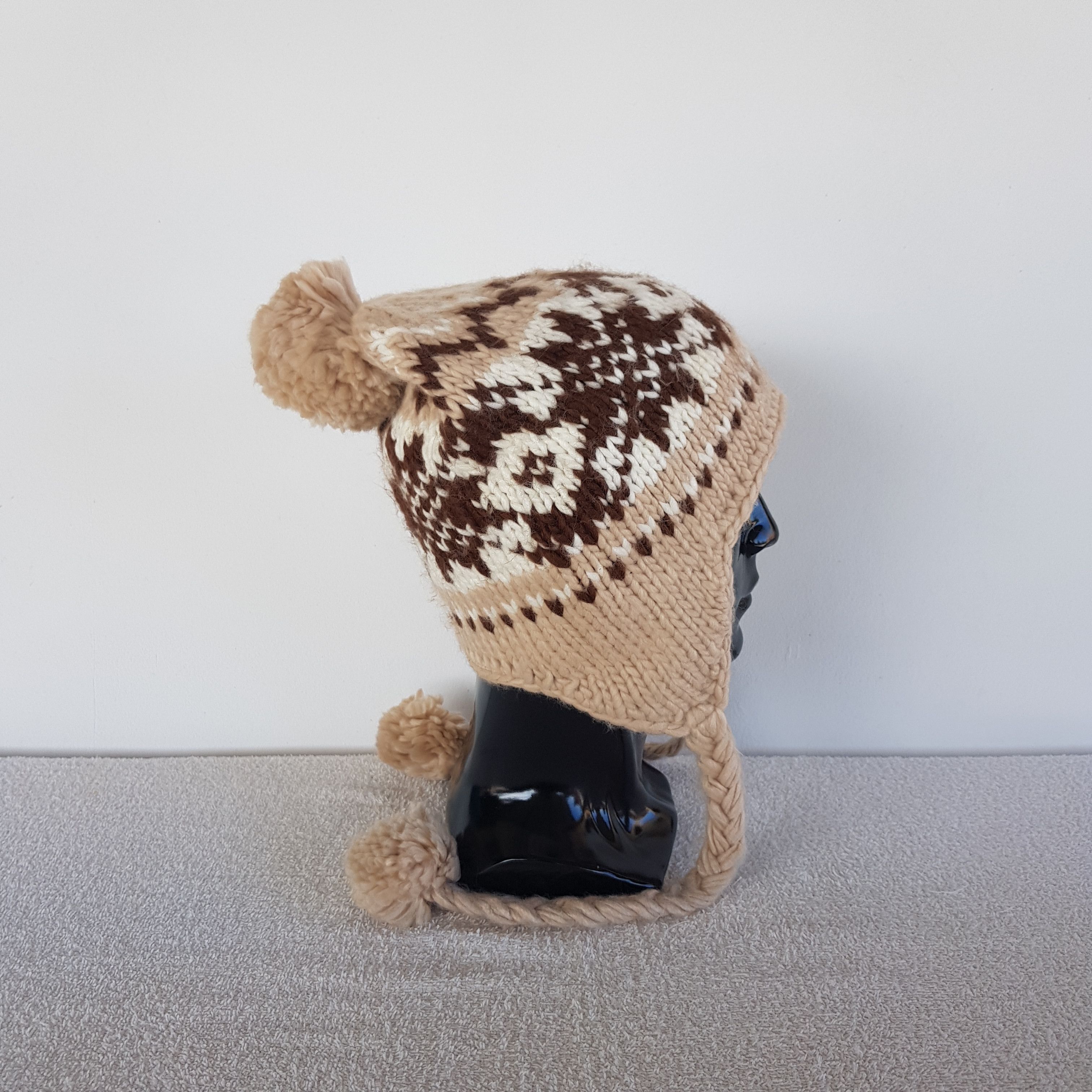 Other Vintage Japanese Earflap Beanie Winter Snow Caps Knit Hats. Size ONE SIZE - 4 Thumbnail