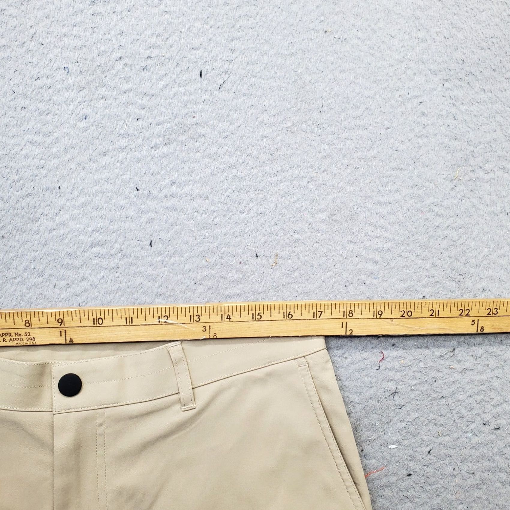 Roundtree & Yorke Roundtree & Yorke Mens Chino Shorts 34 Brown Work Play Performance Slash Pockets Zip Button Front Casual Mens Size 34 Brown Shorts Size US 34 / EU 50 - 5 Thumbnail