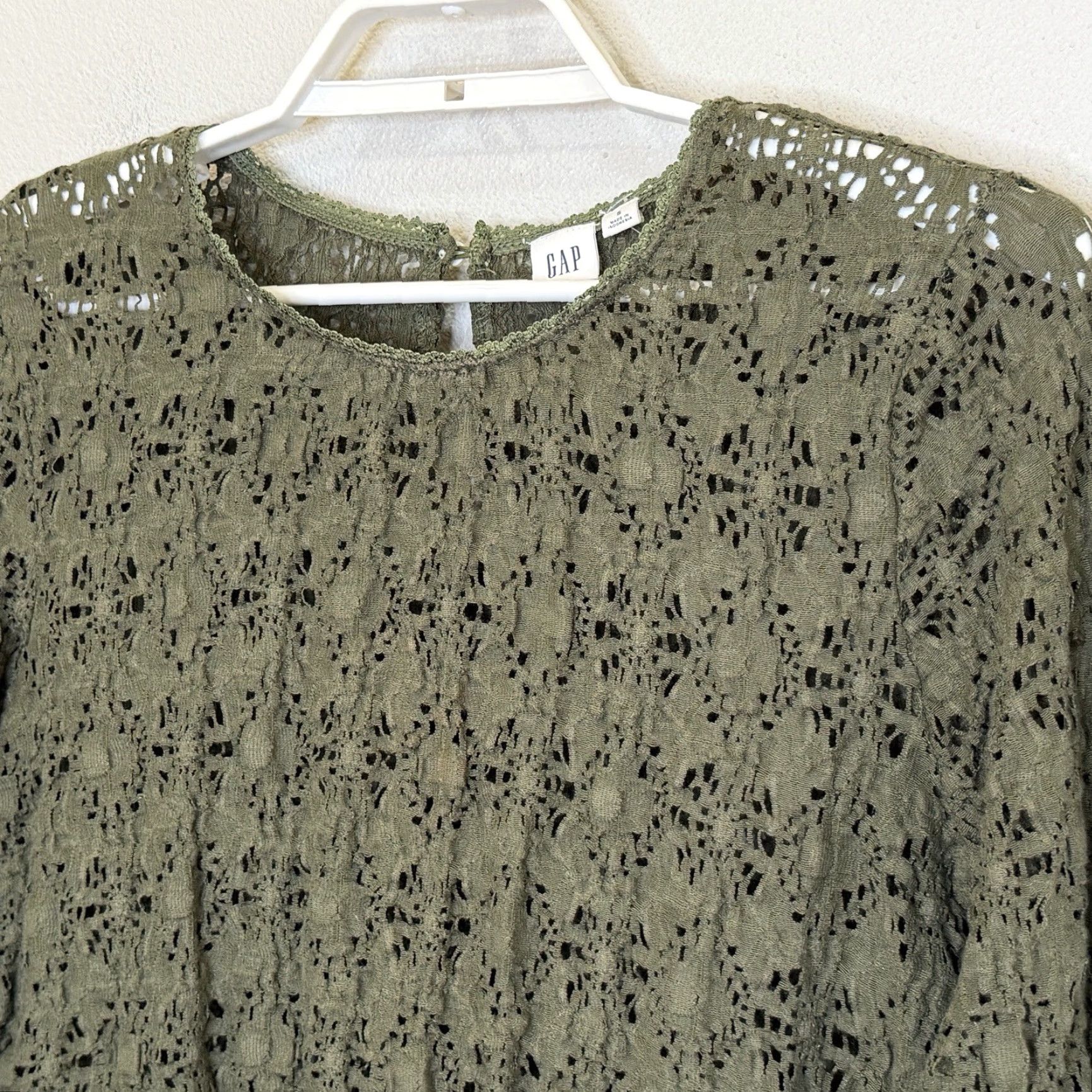 Gap VINTAGE Gap Top Womens S Army Green Pucker Lace Long Sleeve Round Neck Y2K Fairy Size S / US 4 / IT 40 - 2 Thumbnail