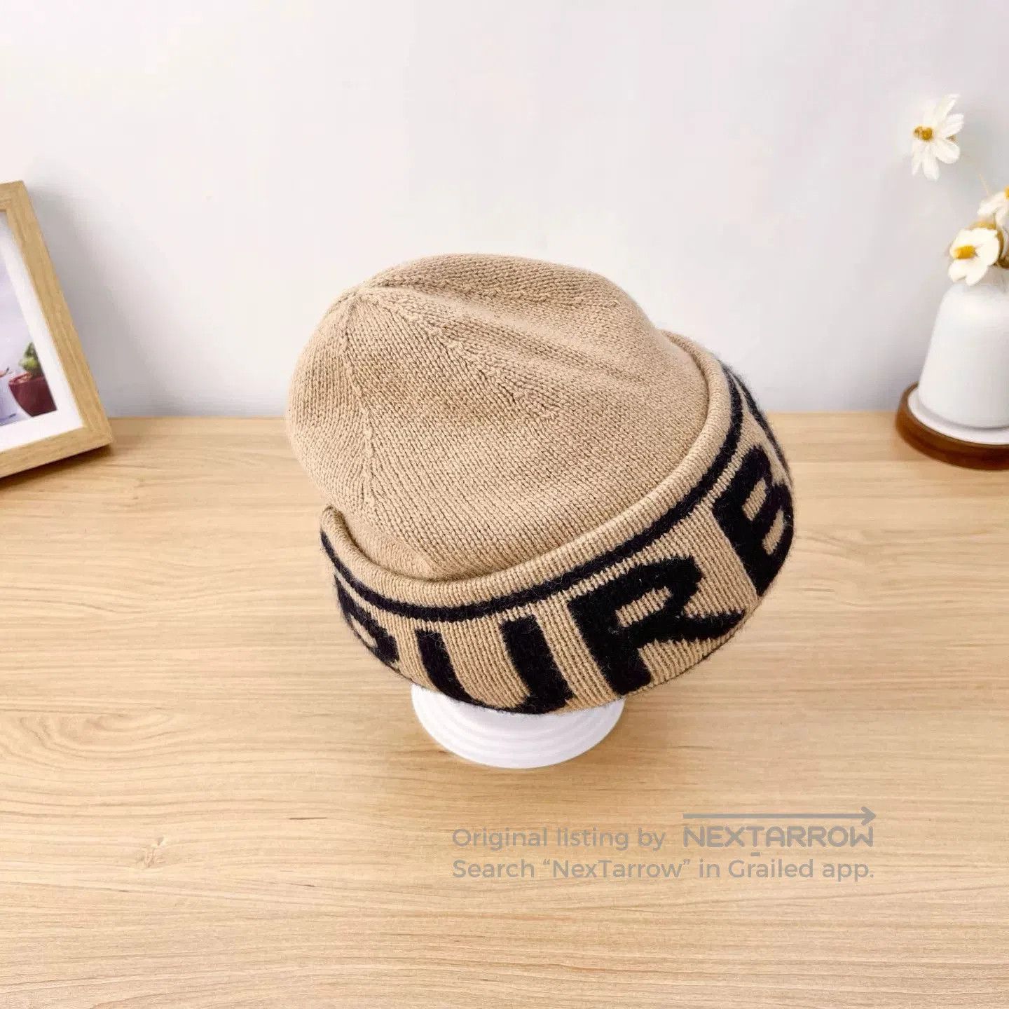 Burberry Burberry Camel Cashmere Black Logo Beanie. Size ONE SIZE - 4 Thumbnail