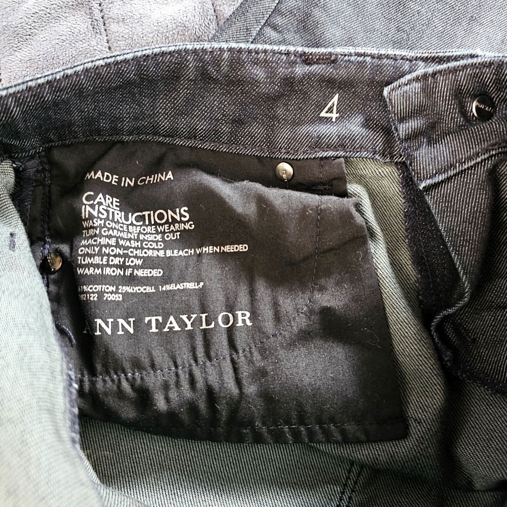 Ann Taylor ANN TAYLOR LOFT Jeans Dark Wash Wide-Leg 4 Women, INSEAM 32, MID Rise, Cotton Polyester Spandex, Denim, 30W Regular Length Size 27" / US 4 / IT 40 - 4 Thumbnail