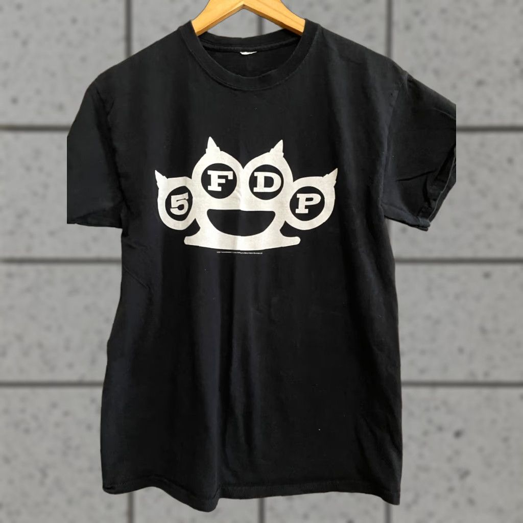 Vintage Five Finger Death Punch Brass Knuckles T-Shirt Black Small Unisex Adults Crew Neck Short Sleeve Graphic Print Skull Size US S / EU 44-46 / 1 - 1 Thumbnail