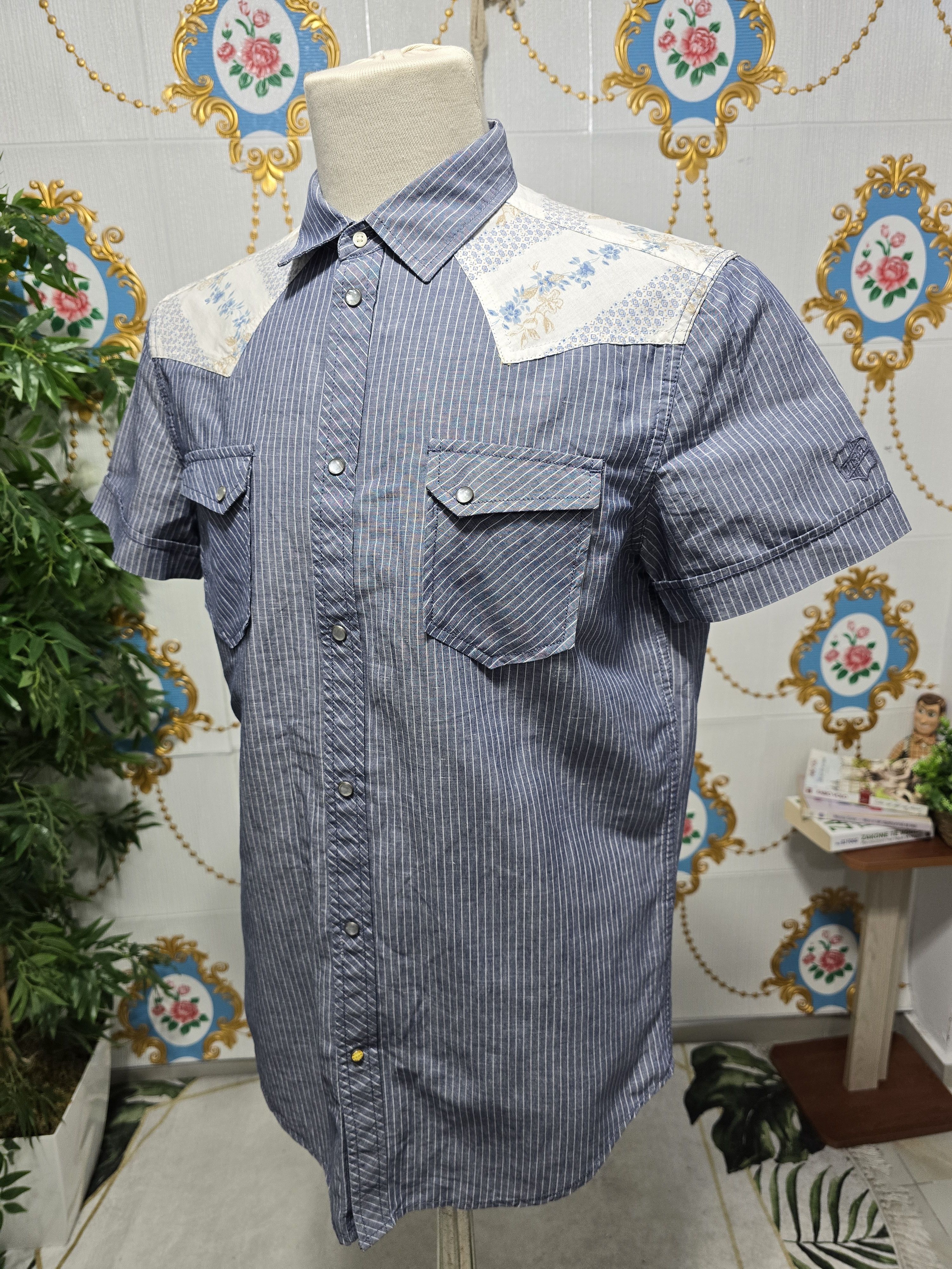 Diesel DIESEL button up shirt VINTAGE size Large Size US L / EU 52-54 / 3 - 7 Thumbnail