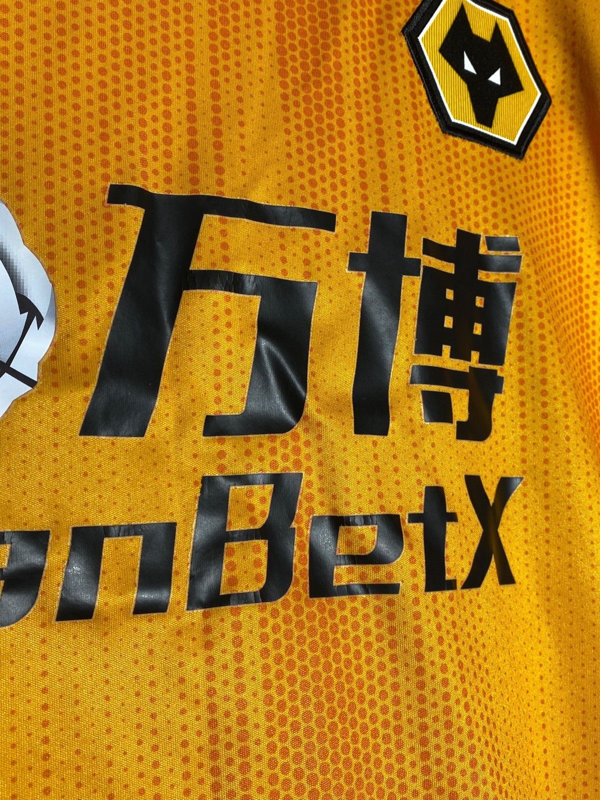 Adidas Adidas FC Wolves Wolverhampton 2019 Home Football Shirt Size US M / EU 48-50 / 2 - 5 Thumbnail