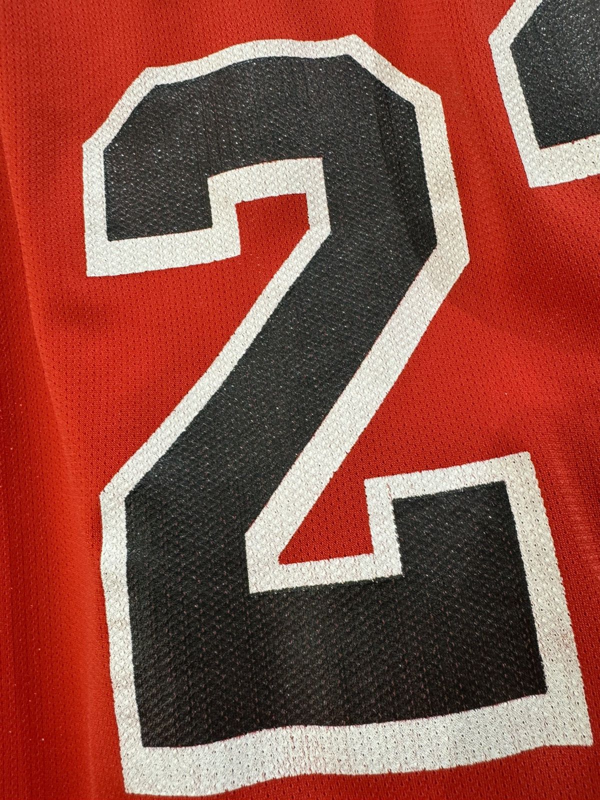 Champion × NBA × Vintage Michael Jordan #23 Champion nba Jersey Size US XL / EU 56 / 4 - 8 Thumbnail