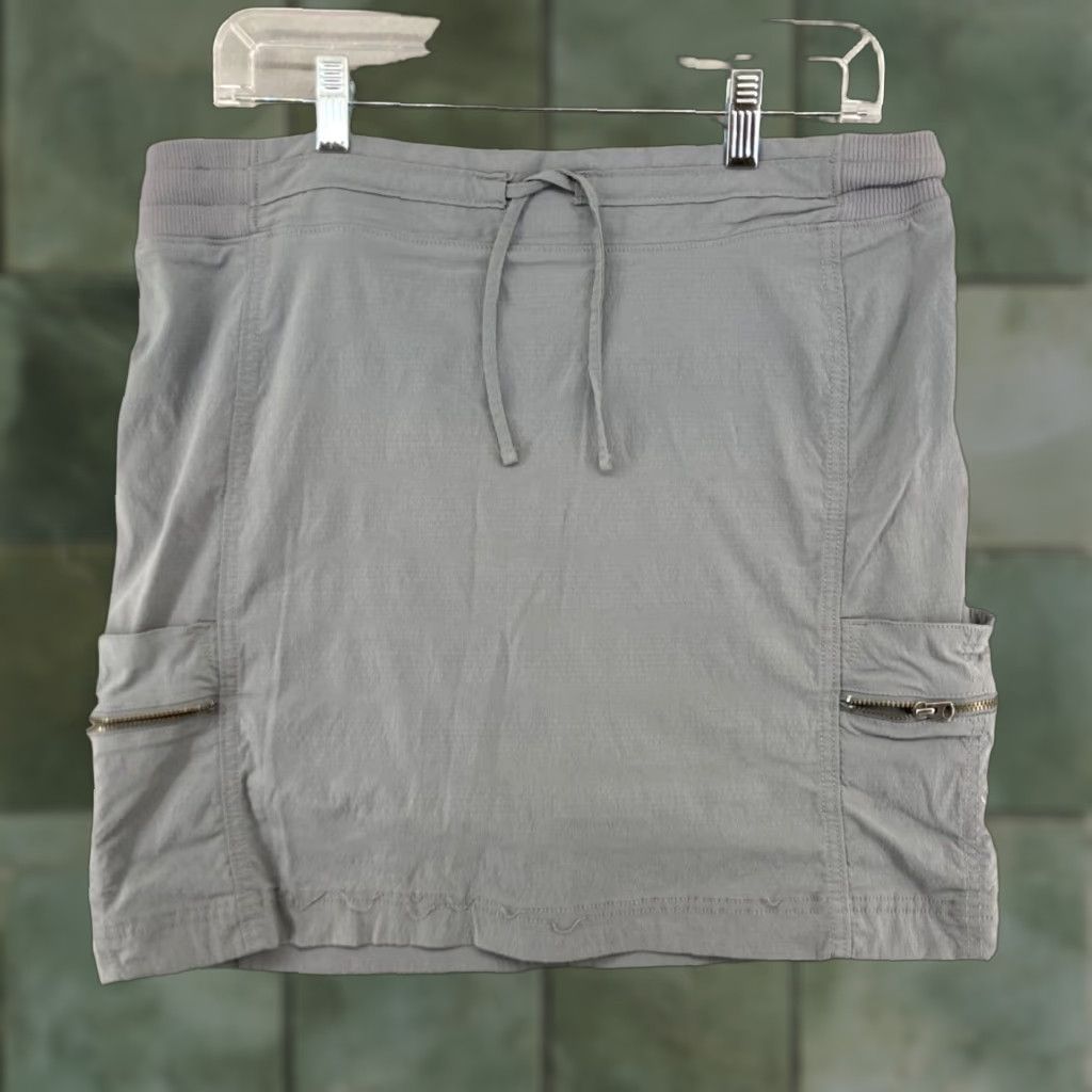 Athleta Athleta Skirt Women Short Gray Cargo Pockets Yoga Activewear 14 Adult Womens Size 36" / US 14 / IT 50 - 1 Thumbnail