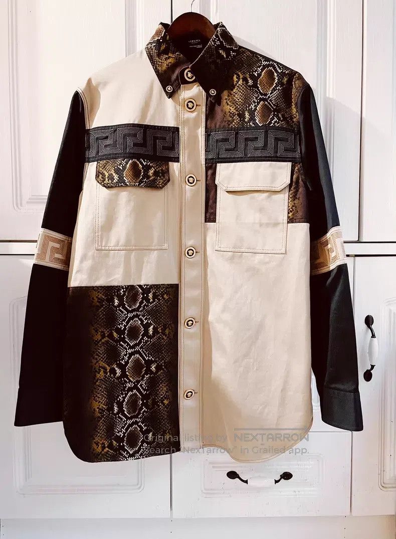 Versace Versace Swirl pattern snakeskin pattern heavy hardware cra Size US L / EU 52-54 / 3 - 1 Thumbnail