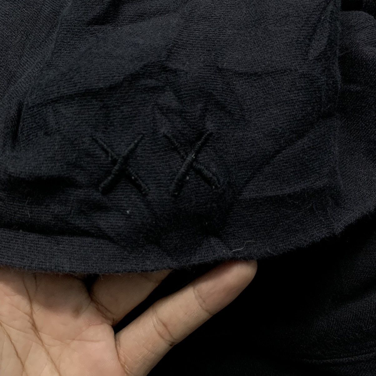 Uniqlo X Kaws Hoodie Sesame Street lineup Limited Edition