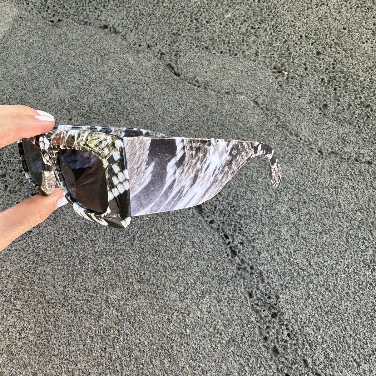 Other Y2K Unisex Sunglasses Retro Fashion Shades KD6957-01 Size ONE SIZE - 2 Thumbnail