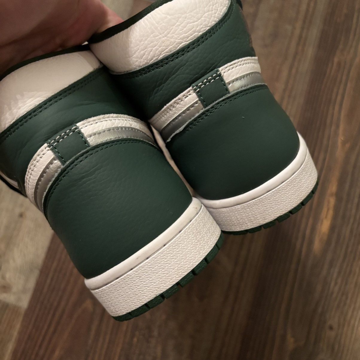 Jordan Brand Air Jordan 1 Retro High OG Gorge Green Size US 10.5 / EU 43-44 - 9 Thumbnail