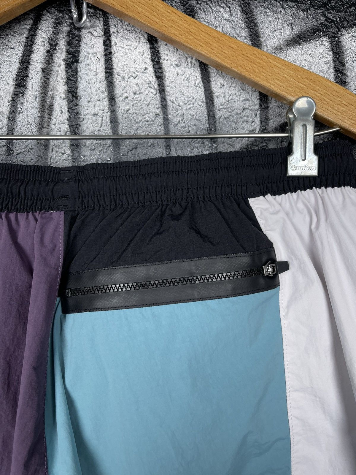 Hugo Boss Hugo Boss Swimming Shorts Men’s Size L Size US 33 - 12 Thumbnail