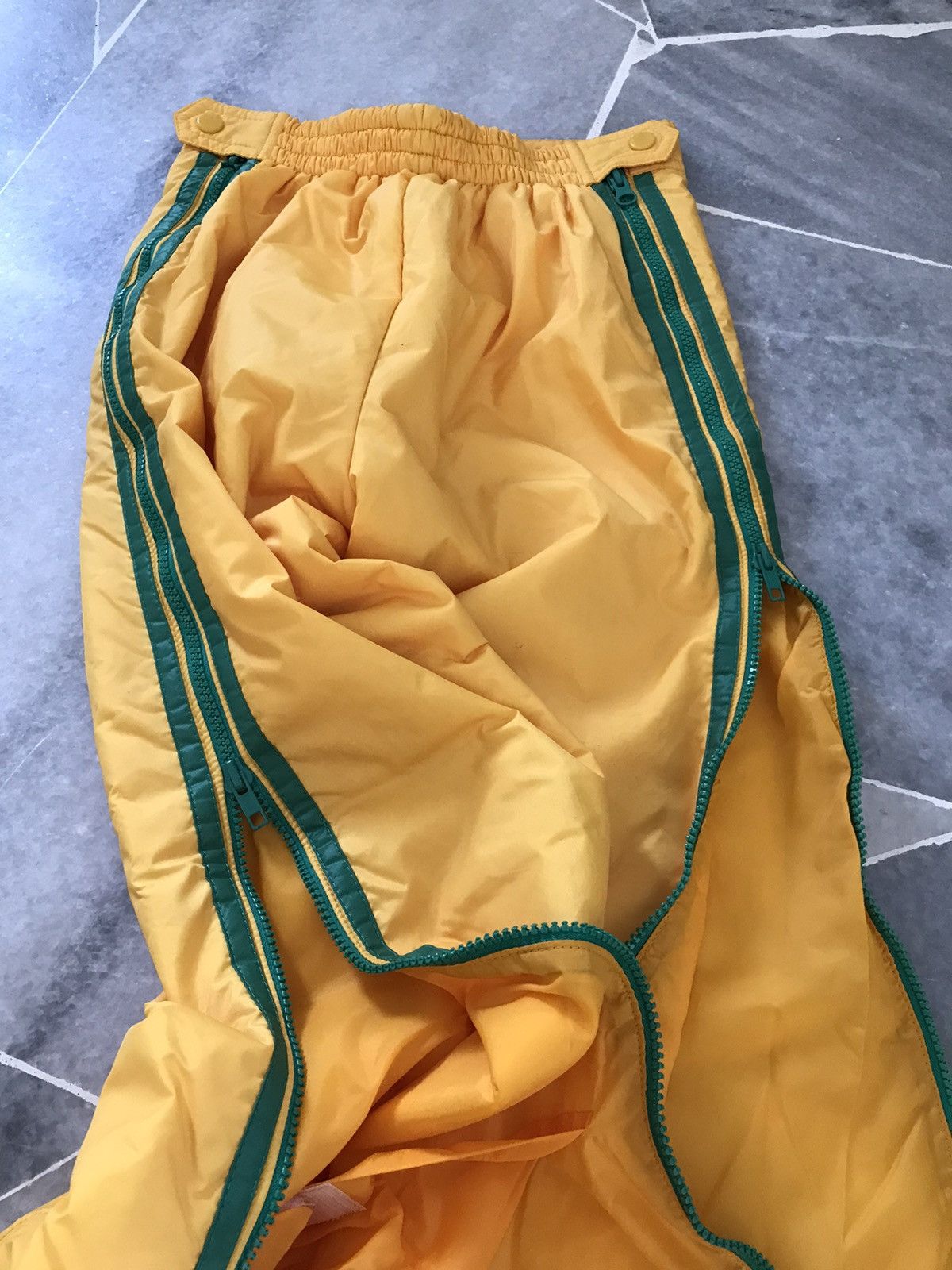 Adidas Vintage Adidas Puffer Ski pants Size US 28 / EU 44 - 6 Thumbnail