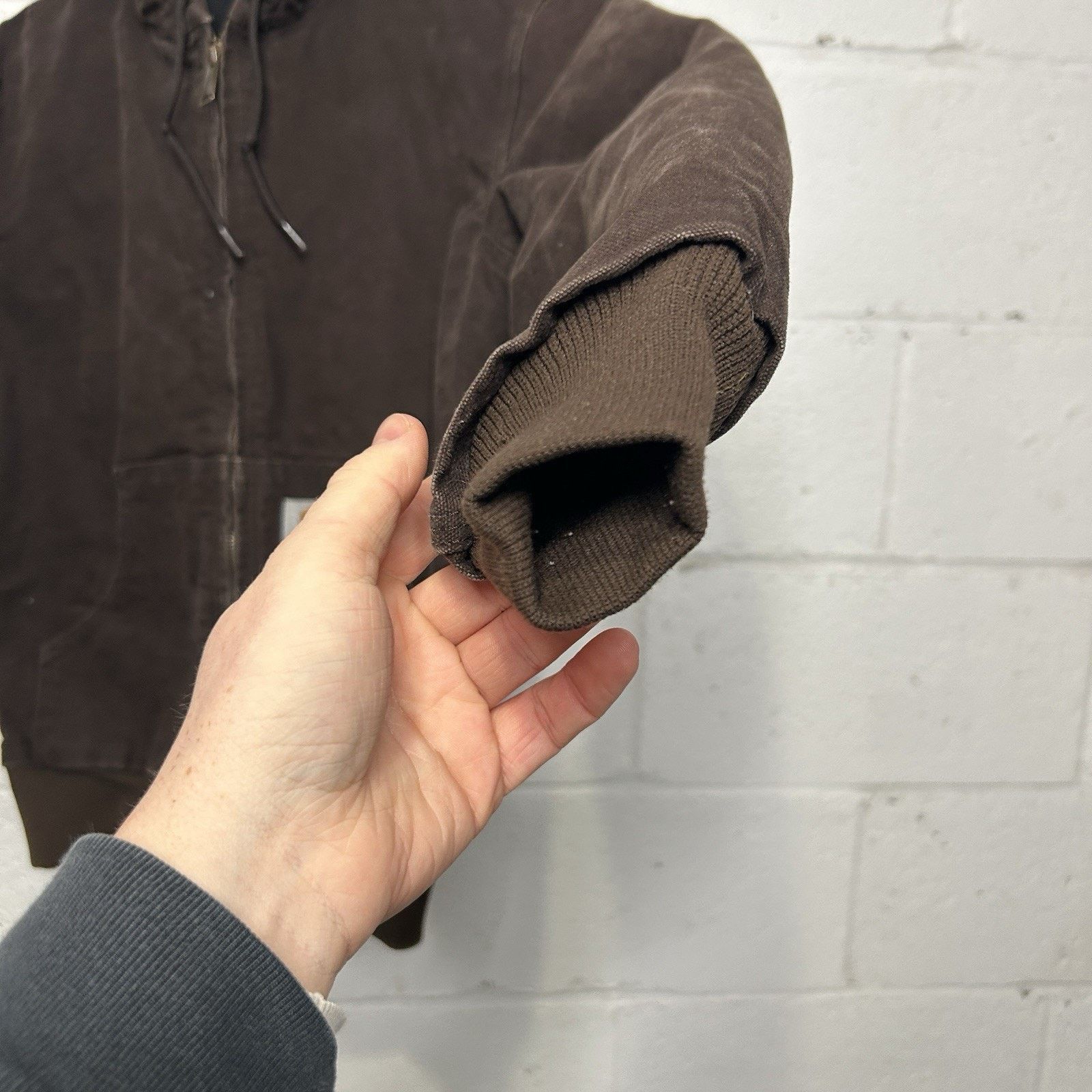 Carhartt Y2K Carhartt Quilted Hooded Active Jacket “Dark Brown” WJ130 Size XS / US 0-2 / IT 36-38 - 12 Thumbnail