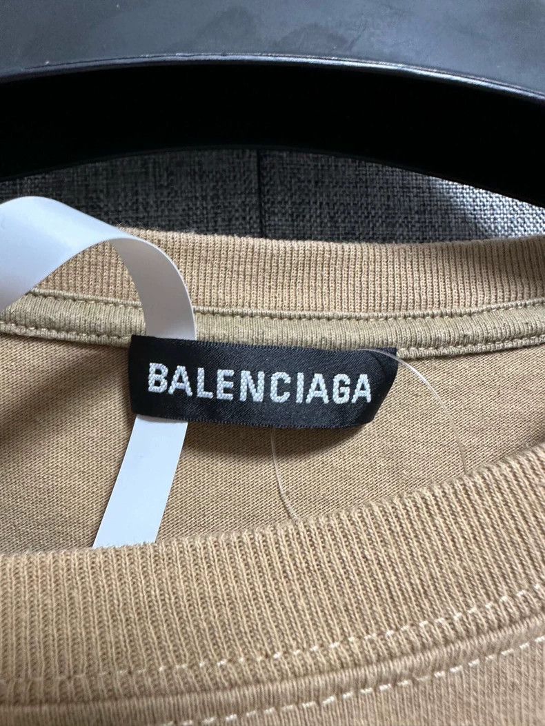 Balenciaga Balenciaga Size S Wheat Color Letter Printed Size US S / EU 44-46 / 1 - 3 Thumbnail