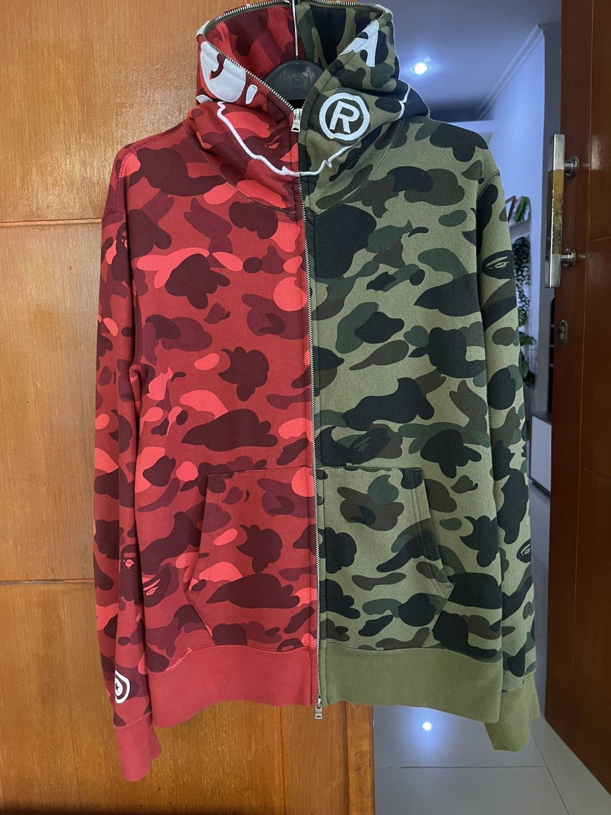 BAPE TWO TONE COLOURS CAMO BIG HEAD