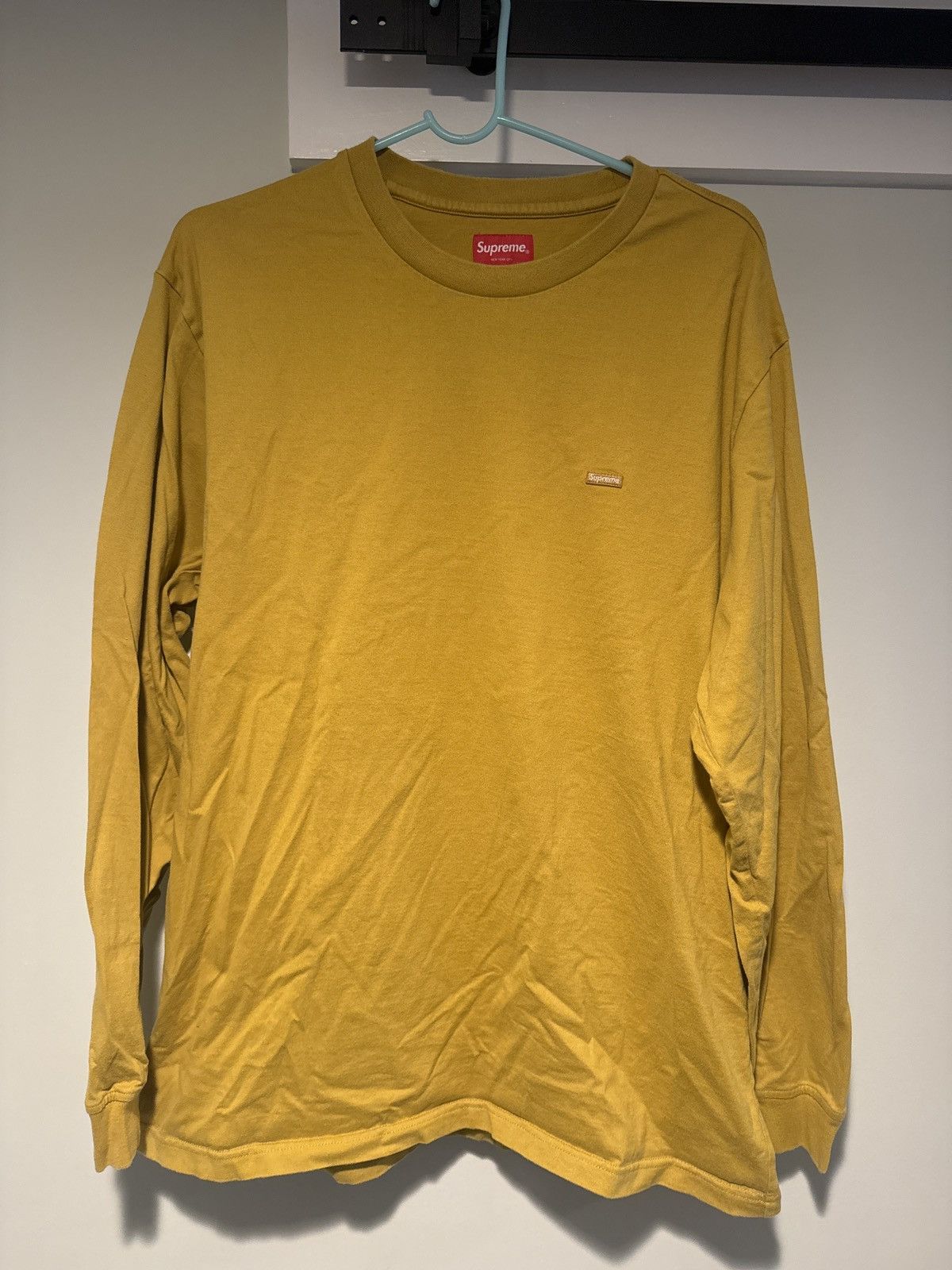 Supreme Supreme BOGO L/S small Bogo Size US L / EU 52-54 / 3 - 2 Thumbnail