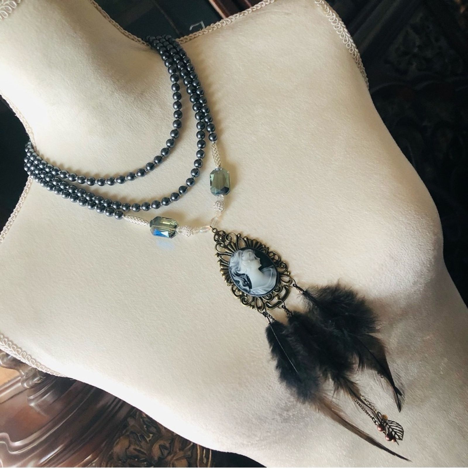 Handmade Handcrafted filigree cameo Pearl labradorite necklace Size ONE SIZE - 1 Thumbnail