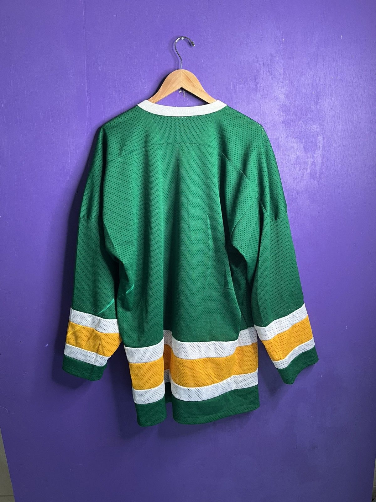 Vintage Vintage 1996 Gumby character hockey jersey Size US XL / EU 56 / 4 - 2 Thumbnail