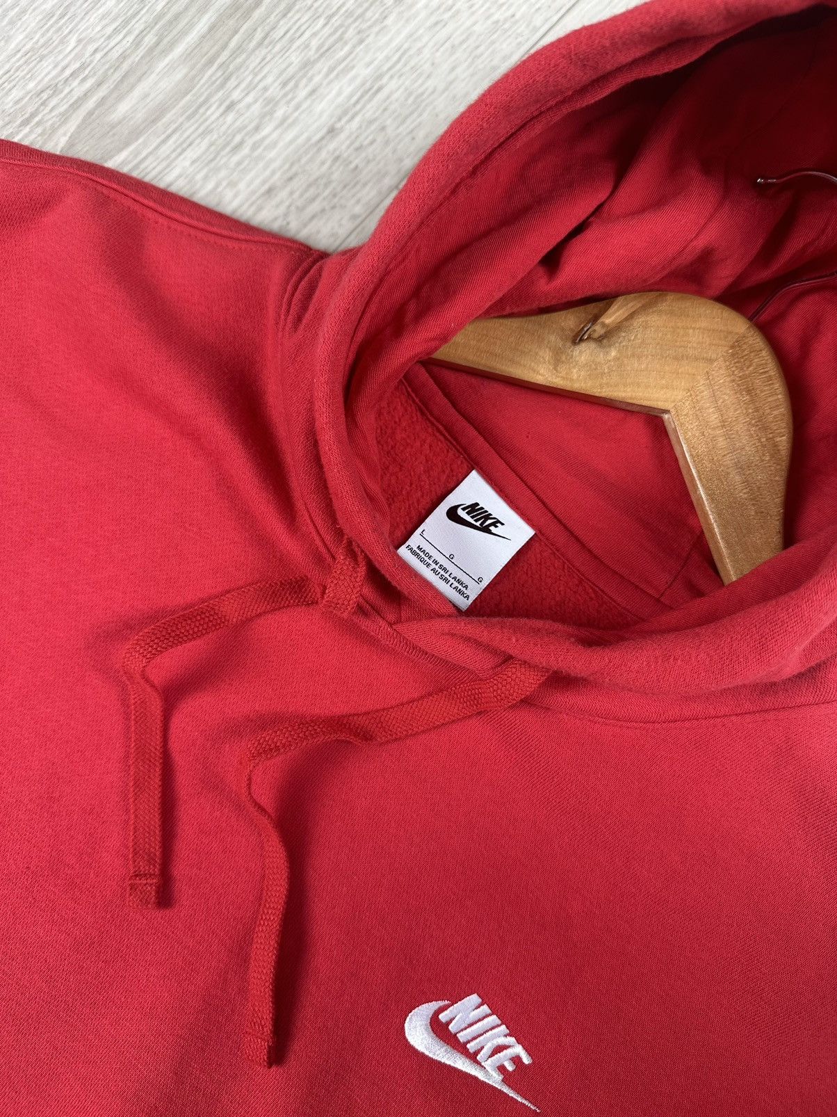 Nike Nike Red Hoodie Small Logo Size L Size US L / EU 52-54 / 3 - 7 Thumbnail