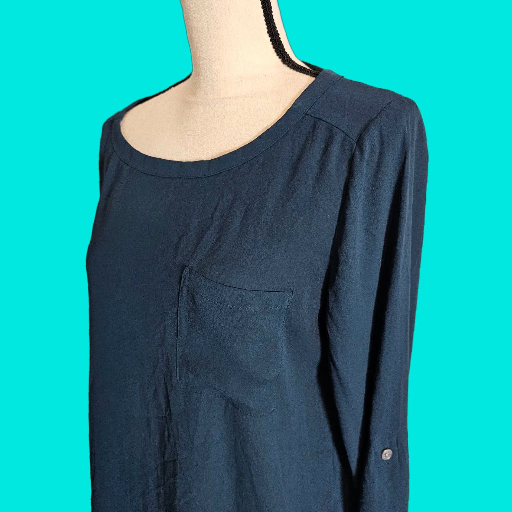 Ann Taylor Ann Taylor Loft Blouse Pullover Knit? Size M / US 6-8 / IT 42-44 - 1 Thumbnail
