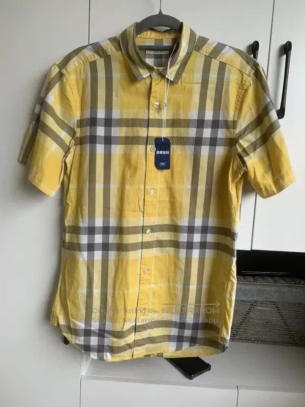 Burberry Burberry Summer Yellow Cotton Short Sleeve Shirt. Size US S / EU 44-46 / 1 - 3 Thumbnail