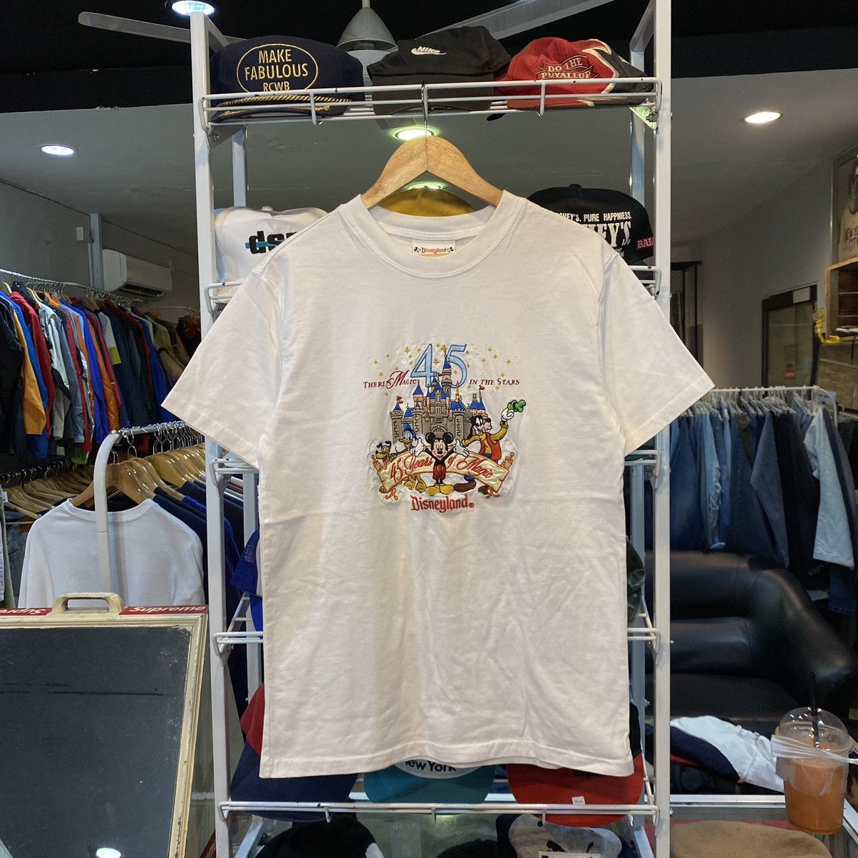 image of VTG OG 90's Disneyland 45 Years Of Magic Usa L in White, Men's (Size Large)