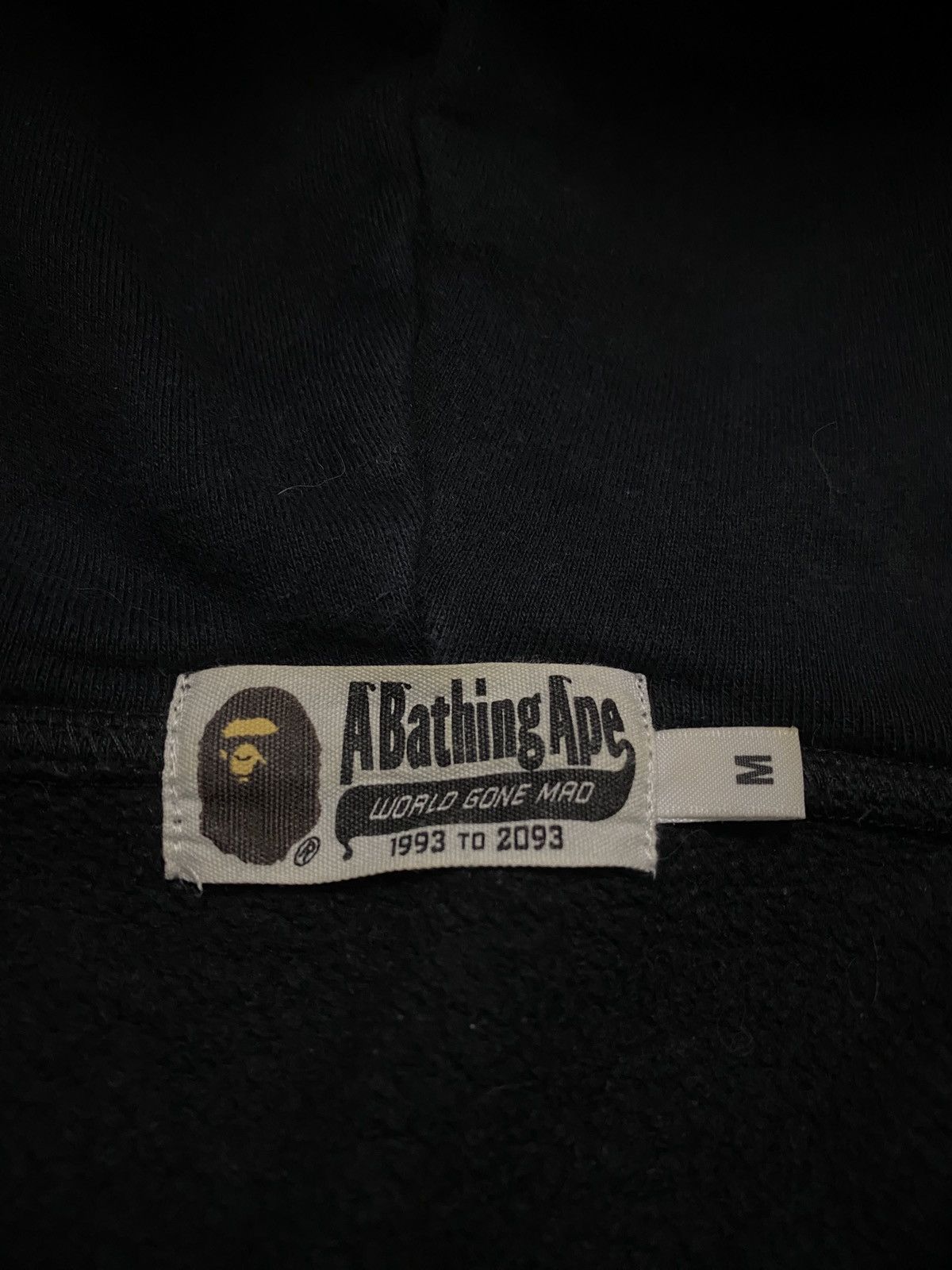 Bape LIKE NEW - BAPE FLAME GRADIENT HOODIE ZIP UP RARE STEAL Size US M / EU 48-50 / 2 - 5 Thumbnail