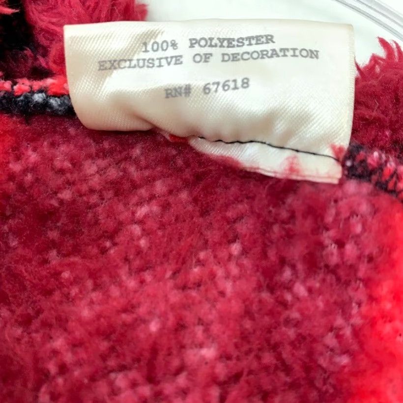 Vintage ZOE & BELLA Womens S/M Wrap Poncho with Fringe Fleece Plaid Red Black Shawl/Wrap, Cover Up, 100% Polyester, Size S/M, Vintage? (adapted) Size ONE SIZE - 4 Thumbnail
