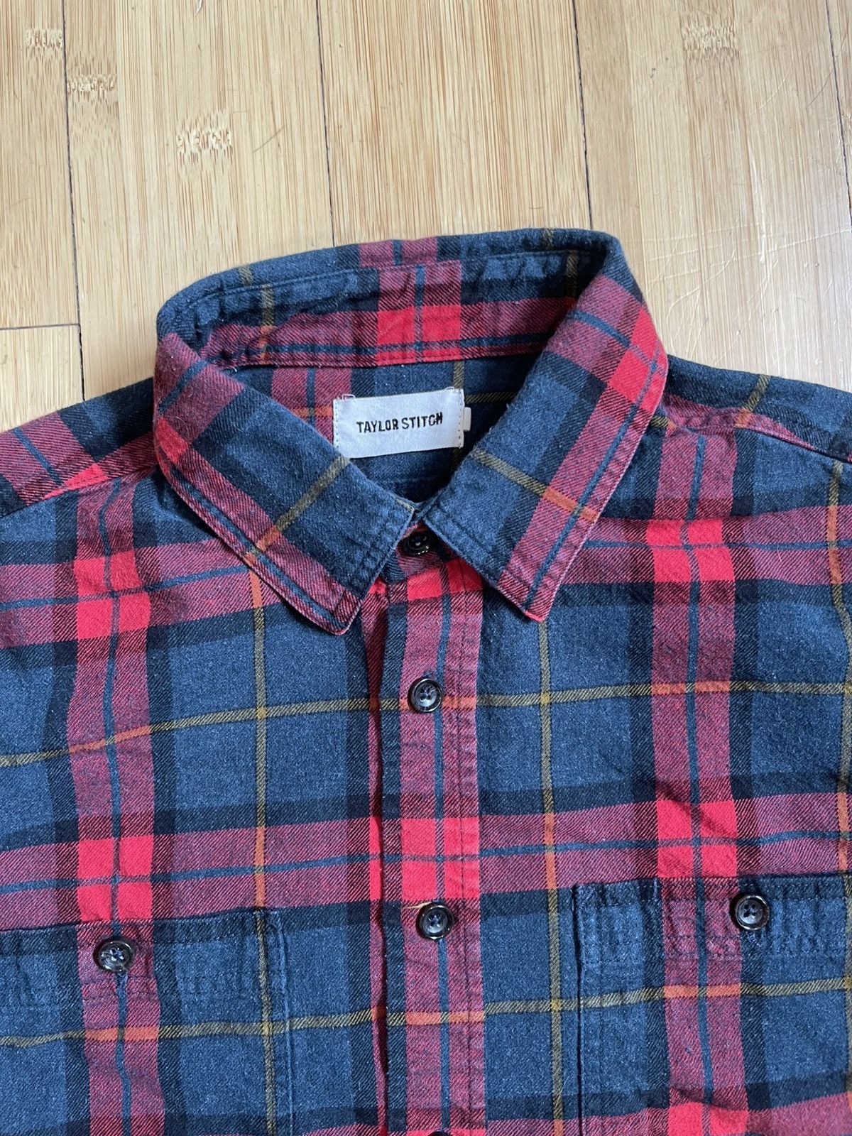 Taylor Stitch Taylor Stitch The Utility Shirt in Red and Navy Plaid Size US M / EU 48-50 / 2 - 3 Thumbnail