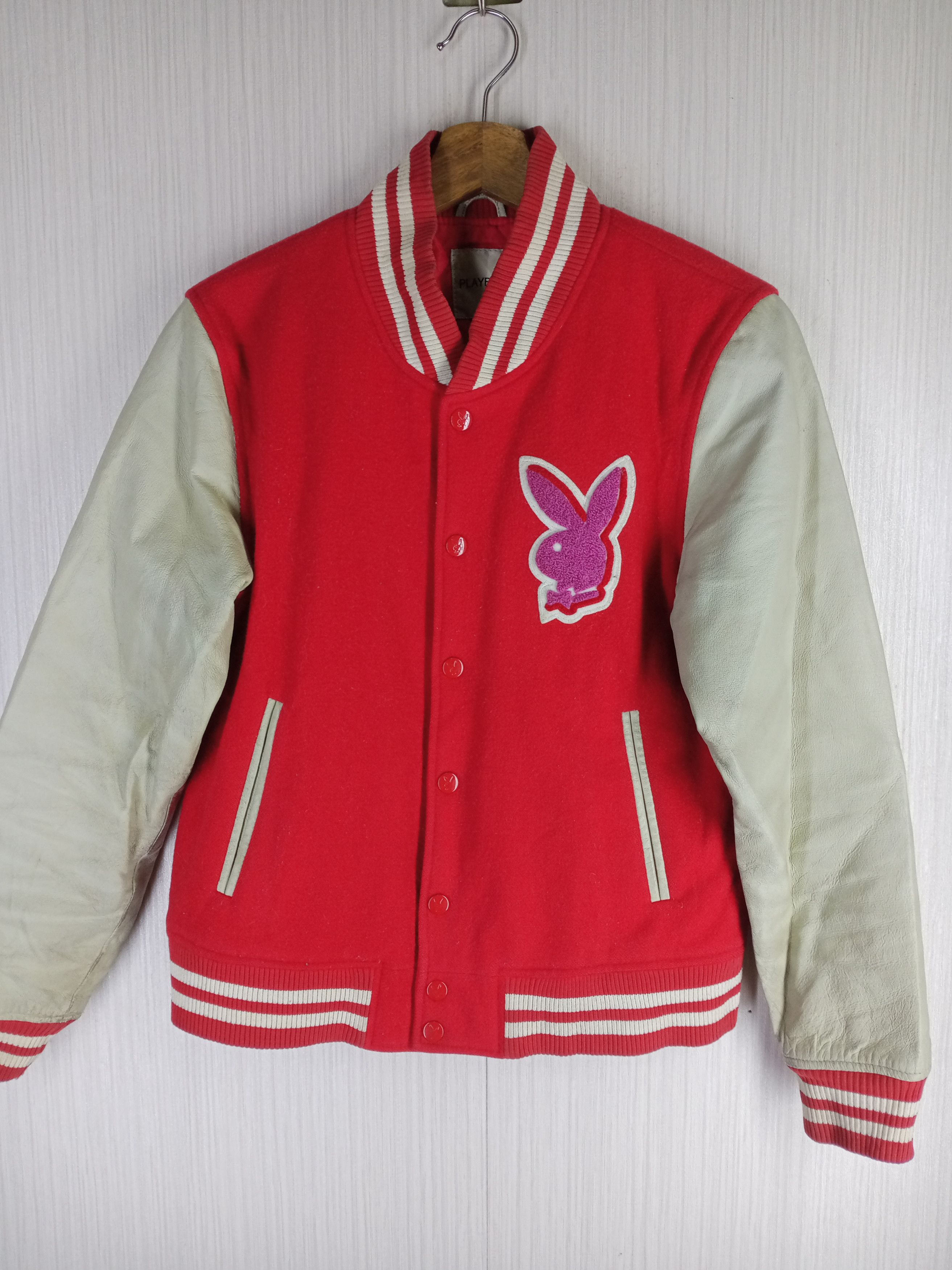 Playboy RARE VINTAGE PLAYBOY LEATHER SLEEVES VARSITY JACKET Size US S / EU 44-46 / 1 - 2 Thumbnail