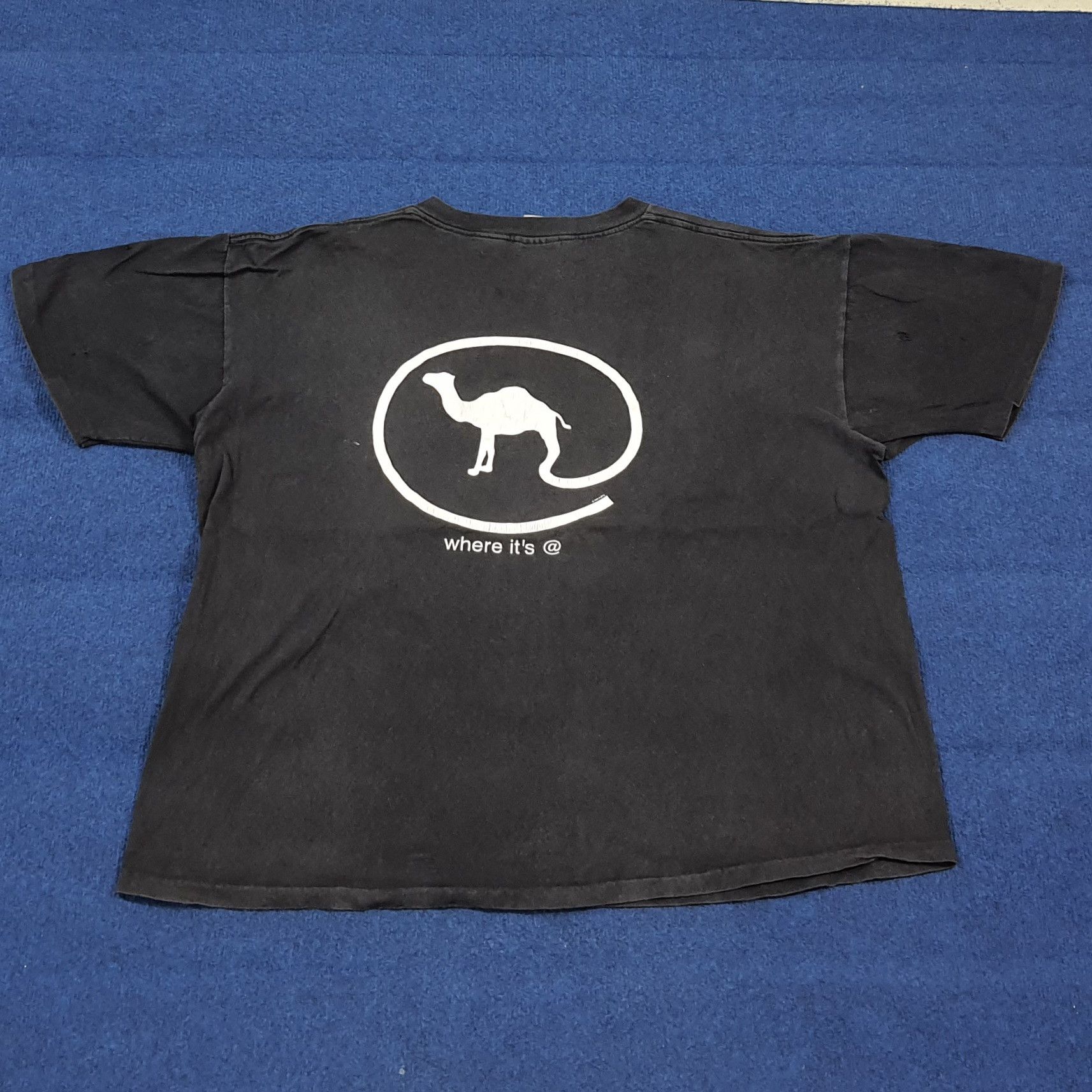 Vintage Vintage 1997 Camel Cigarettes Joe Camel Logo T-Shirt C301N21 Size US XXL / EU 58 / 5 - 9 Thumbnail