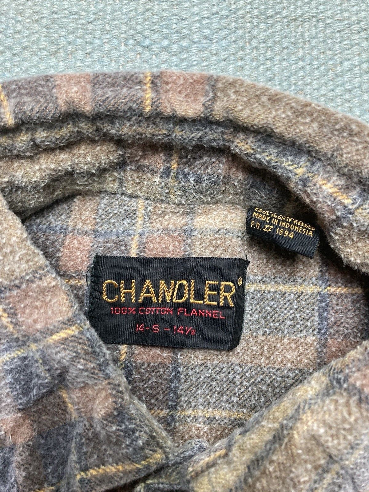 Vintage 80s flannel shirt soft brushed cotton plaid worn men’s small Size US S / EU 44-46 / 1 - 4 Thumbnail