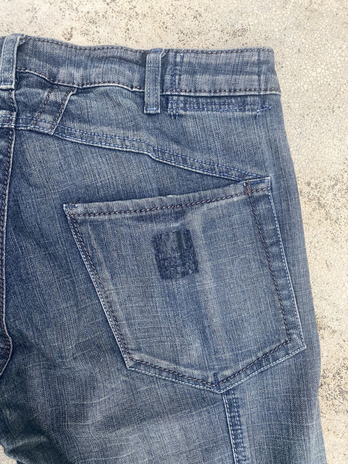 If Six Was Nine × Le Grande Bleu (L.G.B.) × Marithe + Francois Girbaud Flare Jeans Marithe Francois Girbaud Faded Denim Jeans Size US 34 / EU 50 - 16 Thumbnail