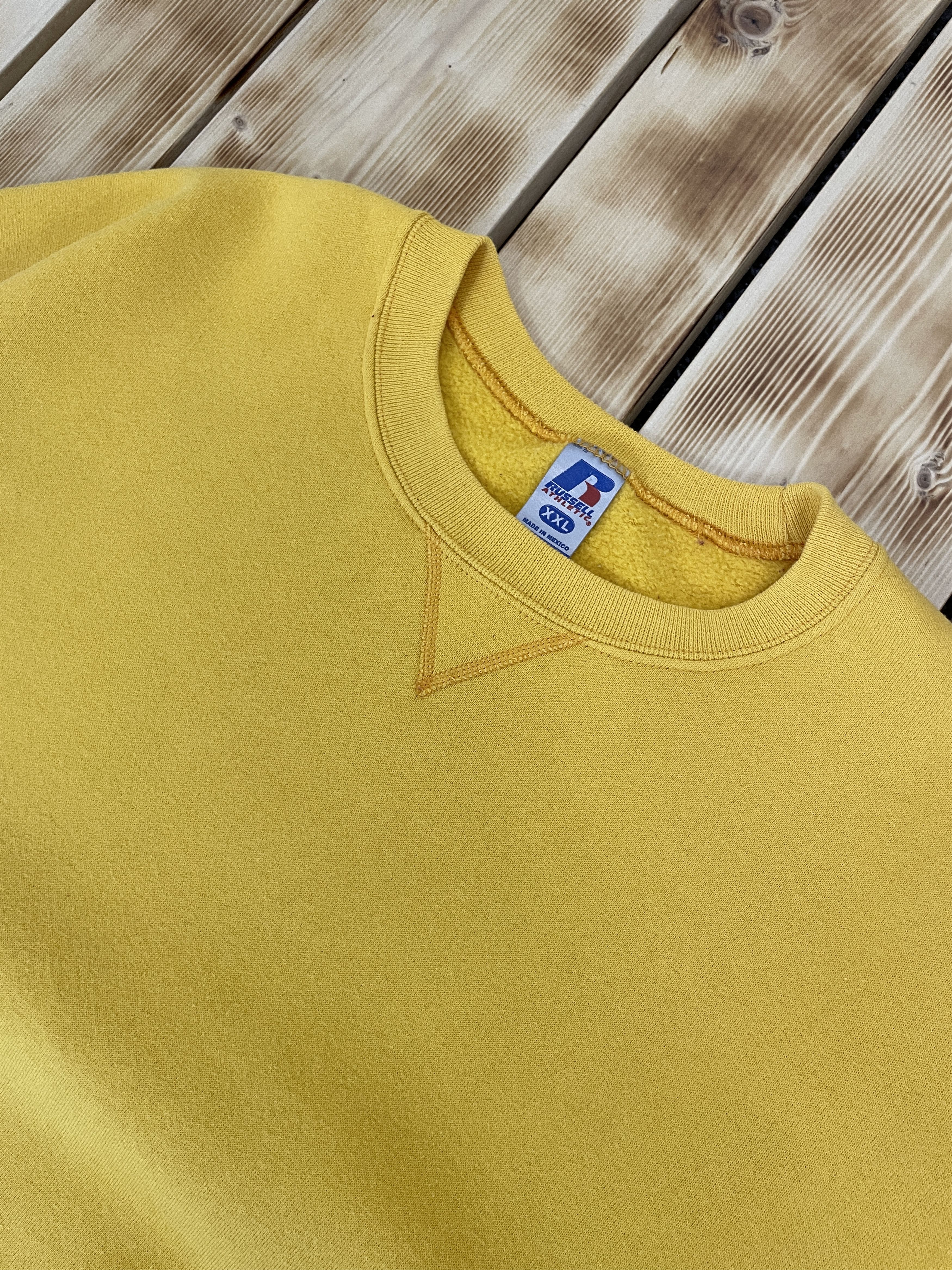 Russell Athletic Y2K Russell Athletic Blank Yellow Sweatshirt Size US XXL / EU 58 / 5 - 2 Thumbnail